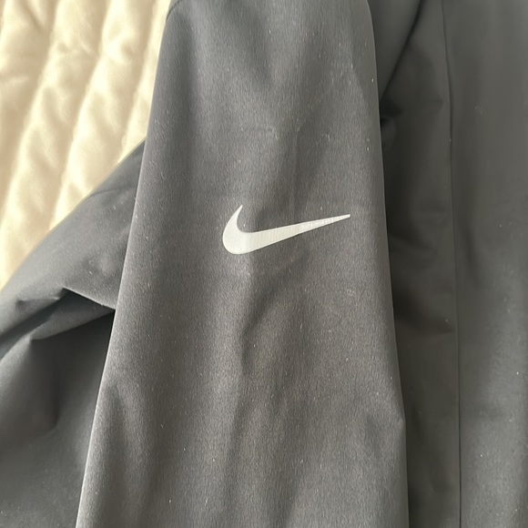 Nike golf wind breaker S - Picture 4 of 4